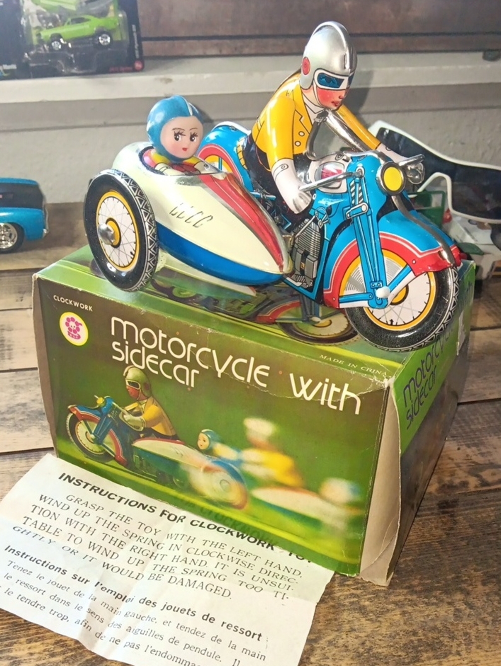 Vintage-Style Motorcycle Sidecar Toy - Blue, Yellow & White with original box